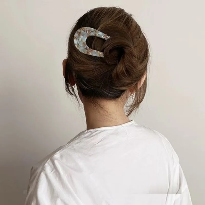 Elegant U-Shaped Hair Clips –  - огляд і ціна Hair Bundles